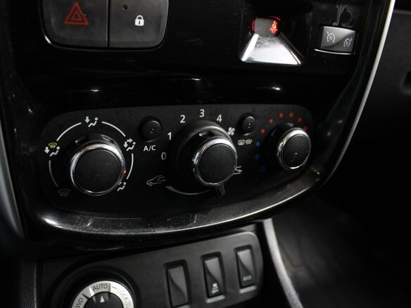 2019 Nissan Terrano III (D10), серый, 1180000 рублей - вид 13