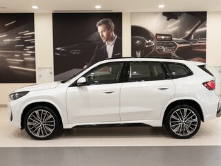 2026 BMW X1 Long 25Li xDrive III (U11/U12), белый, 6200000 рублей, вид 3