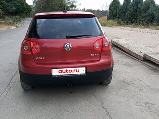 2007 Volkswagen Golf V, красный, 685000 рублей, вид 2