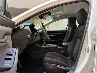 2022 Mazda 3 Axela IV (BP), белый, 1476000 рублей, вид 5