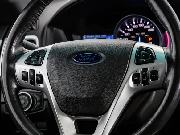 2014 Ford Explorer V, белый, 1899000 рублей - вид 10