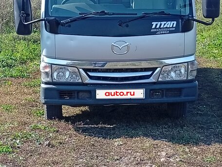 2006 Mazda Titan, серебристый, 1800000 рублей, вид 1