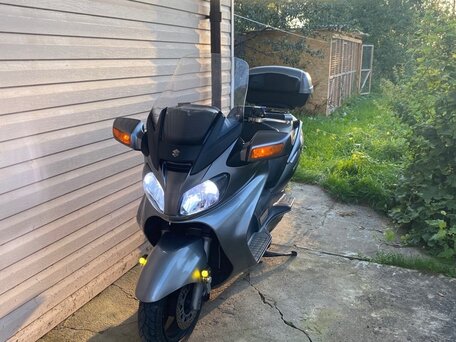 2009 Suzuki Burgman (SkyWave) 650, серебристый, 350000 рублей, вид 2