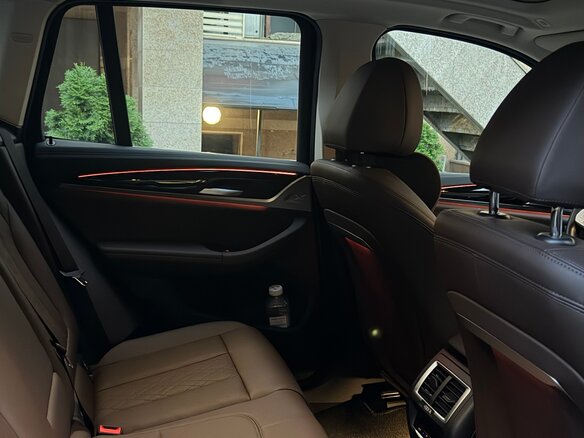 2024 BMW iX3 I (G08) Рестайлинг, чёрный, 6000000 рублей - вид 11