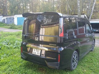 2017 Honda Stepwgn Spada V Рестайлинг, чёрный, 1750000 рублей, вид 4