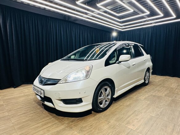 2011 Honda Fit Shuttle I, белый, 889000 рублей - вид 2