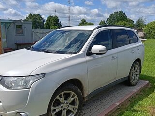 2012 Mitsubishi Outlander III, белый, 1154000 рублей, вид 2