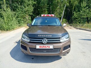 2011 Volkswagen Touareg II, коричневый, 1650000 рублей, вид 2