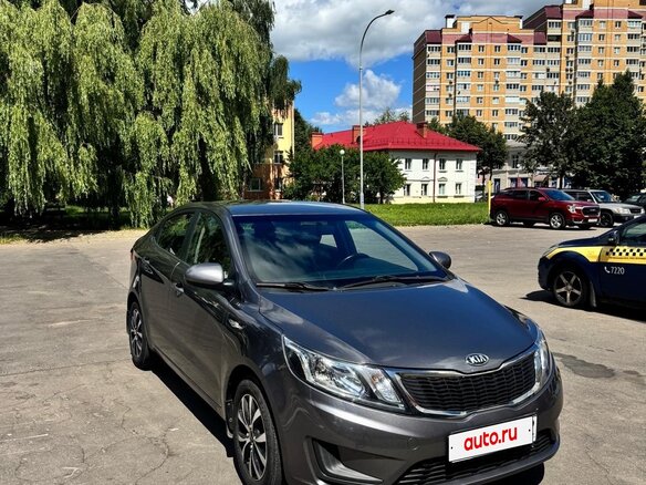 2014 Kia Rio III, серый, 990000 рублей - вид 2