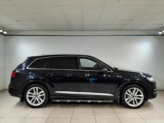 2016 Audi Q7 II (4M), чёрный, 3690000 рублей, вид 4