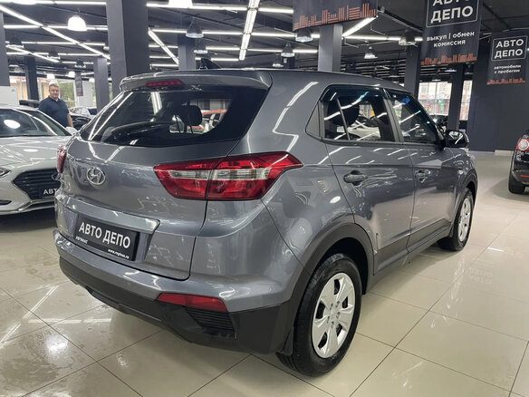 2018 Hyundai Creta I, серый, 1489000 рублей - вид 3