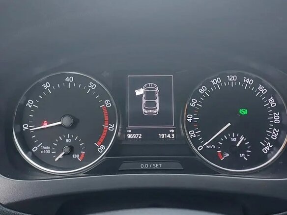 2017 Skoda Rapid I, синий, 1300000 рублей - вид 8