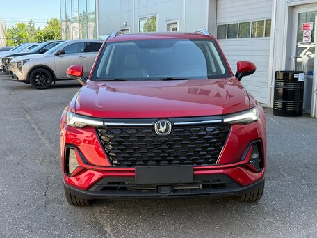 2025 Changan CS35 Plus I Рестайлинг, красный, 2839900 рублей, вид 1