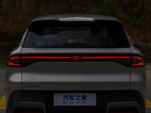 2026 Changan Qiyuan Q05 51.9 kWh II, серебристый, 2160007 рублей - вид 8