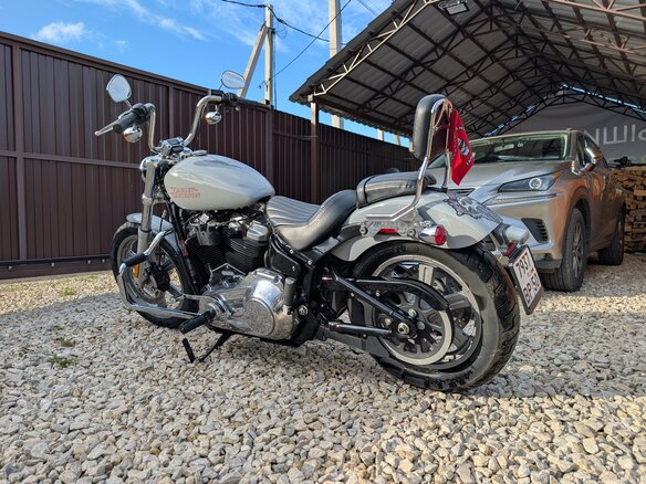 2023 Harley-Davidson Softail Standard, серый, 1300000 рублей - вид 4