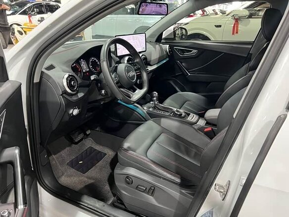 2022 Audi Q2 L 35 TFSI I Рестайлинг, белый, 1740000 рублей - вид 6