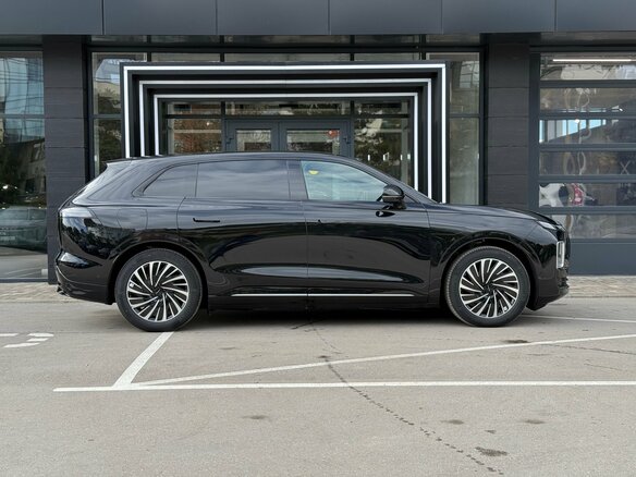 2025 Exeed Exlantix ET, чёрный, 6990000 рублей - вид 11