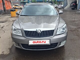 2010 Skoda Octavia I (A4) Рестайлинг, серый, 320000 рублей, вид 1