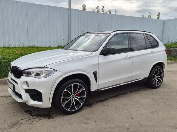 2017 BMW X5 25d III (F15), белый - вид 13