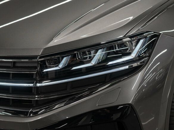 2026 Volkswagen Touareg III Рестайлинг, серый, 12750000 рублей - вид 28