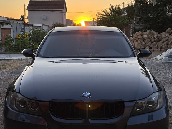 2008 BMW 3 серии 318i V (E90/E91/E92/E93), серый, 800000 рублей - вид 1