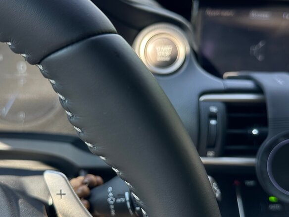 2018 Lexus IS 300 III Рестайлинг, белый, 3750000 рублей - вид 30