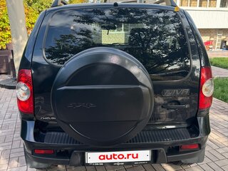 2018 Chevrolet Niva I Рестайлинг, чёрный, 750000 рублей, вид 3