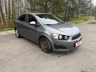 2014 Chevrolet Aveo II, серый, 750000 рублей, вид 1
