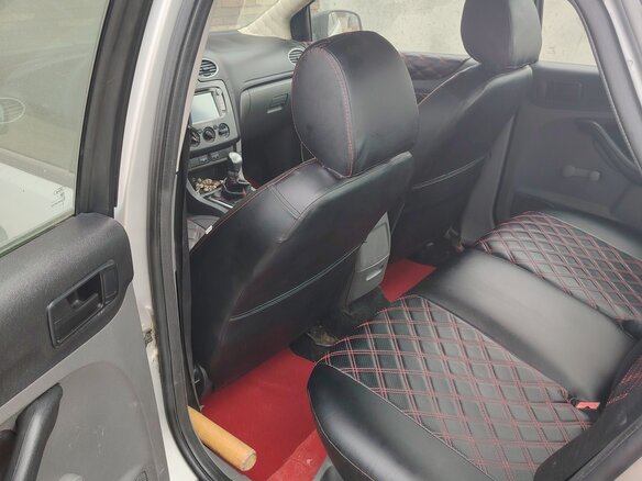 2008 Ford Focus II Рестайлинг, серебристый, 380000 рублей - вид 11