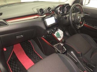 2023 Suzuki Swift Sport V, красный, 1254002 рублей, вид 4