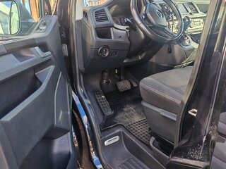 2018 Volkswagen Multivan T6, чёрный, 3700000 рублей, вид 5