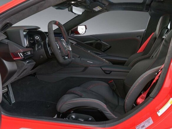 2025 Chevrolet Corvette Stingray C8, красный, 23000000 рублей - вид 8