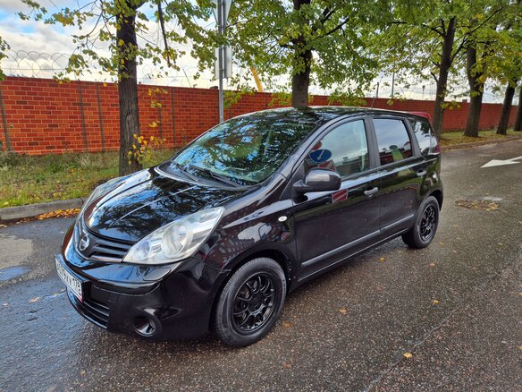 2010 Nissan Note I Рестайлинг, чёрный