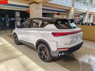 2026 Geely Coolray I Рестайлинг, белый, 1950000 рублей, вид 4