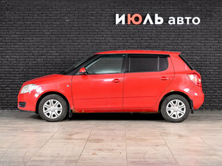 2008 Skoda Fabia II, красный, 400000 рублей, вид 5