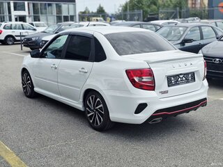 2026 Lada (ВАЗ) Granta Sport I Рестайлинг, белый, 1637000 рублей, вид 4
