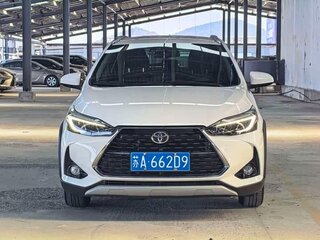 2023 Toyota Yaris L X XP150 Рестайлинг, белый, 1050000 рублей, вид 2