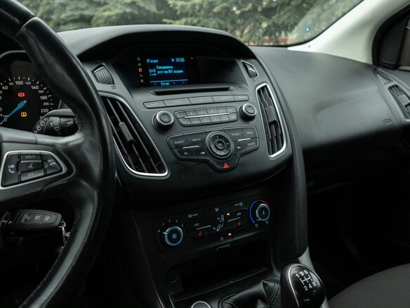 2018 Ford Focus III Рестайлинг, белый, 1195000 рублей - вид 21