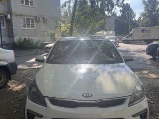 2018 Kia Rio IV, белый, 1150000 рублей, вид 2