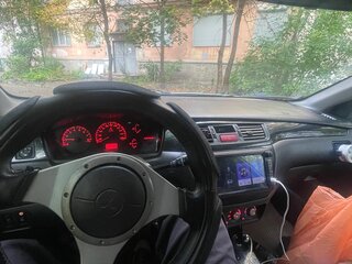 2006 Mitsubishi Lancer IX Рестайлинг, серебристый, 450000 рублей, вид 3