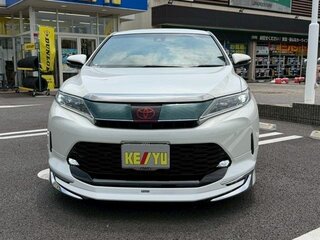 2018 Toyota Harrier III (XU60) Рестайлинг, белый, 2190000 рублей, вид 1