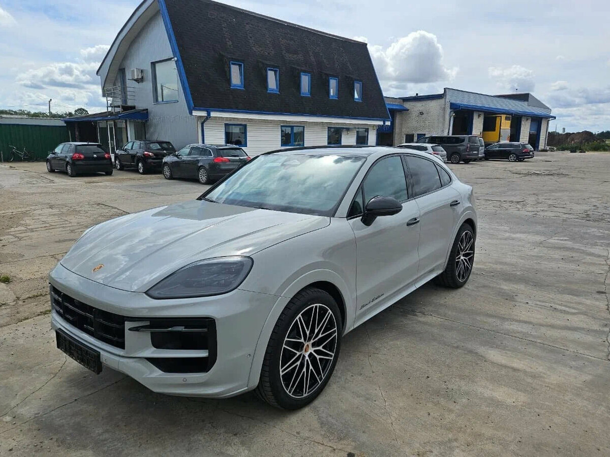 Открыть фотографии: Porsche Cayenne III Рестайлинг