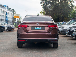 2021 Hyundai Solaris II Рестайлинг, коричневый, 1679000 рублей, вид 5