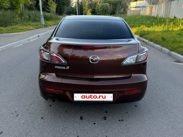 2012 Mazda 3 II (BL) Рестайлинг, коричневый, 1300000 рублей - вид 4