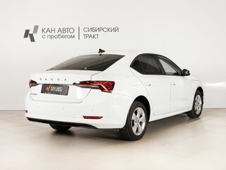 2020 Skoda Octavia IV (A8), белый, 2127500 рублей, вид 3
