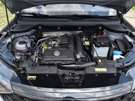 2026 Jetta VS5 I Рестайлинг 2, серый, 2095000 рублей, вид 4