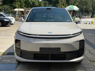 2025 Li Auto (Lixiang) L6 I, серебристый, 5700205 рублей, вид 2