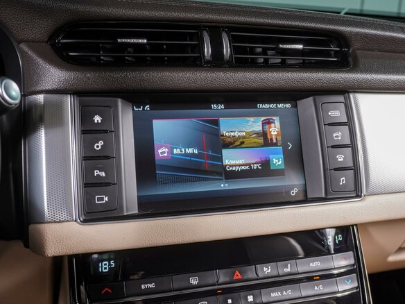 2016 Jaguar XF II, белый, 1749000 рублей - вид 14
