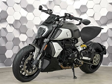 2021 Ducati Diavel 1260, серый, 1950000 рублей, вид 2