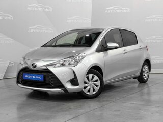 2019 Toyota Vitz III (XP130) Рестайлинг 2, серебристый, 955000 рублей, вид 1